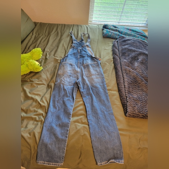 Jean Overalls - Picture 2 of 3